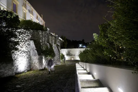 Illuminazione Suggestiva del Mediceo e dei Giardini Storici - Miniatura 8