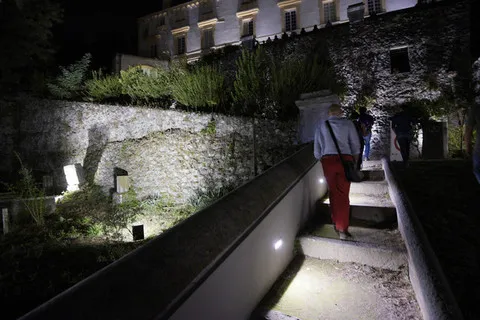 Illuminazione Suggestiva del Mediceo e dei Giardini Storici - Miniatura 6