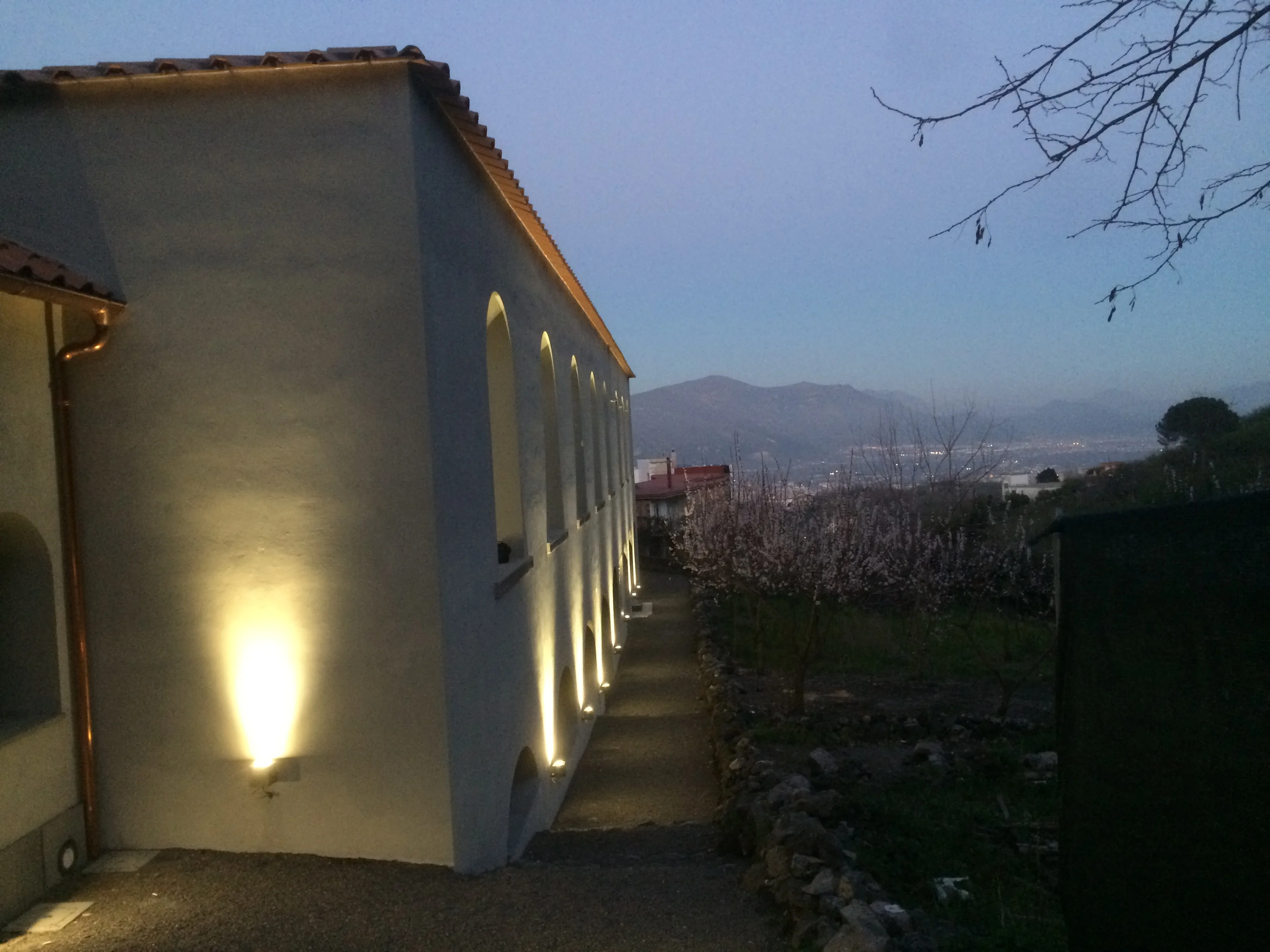 Illuminazione Suggestiva del Mediceo e dei Giardini Storici - Miniatura 3